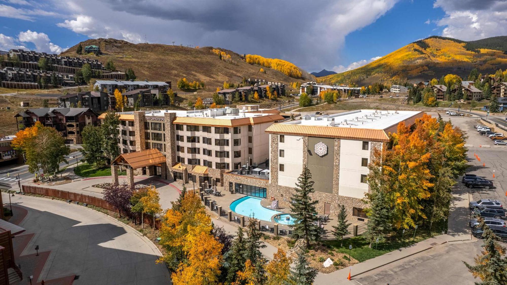 Studio 565 Perfect Location With Pool And Hot Tub Crested Butte Buitenkant foto